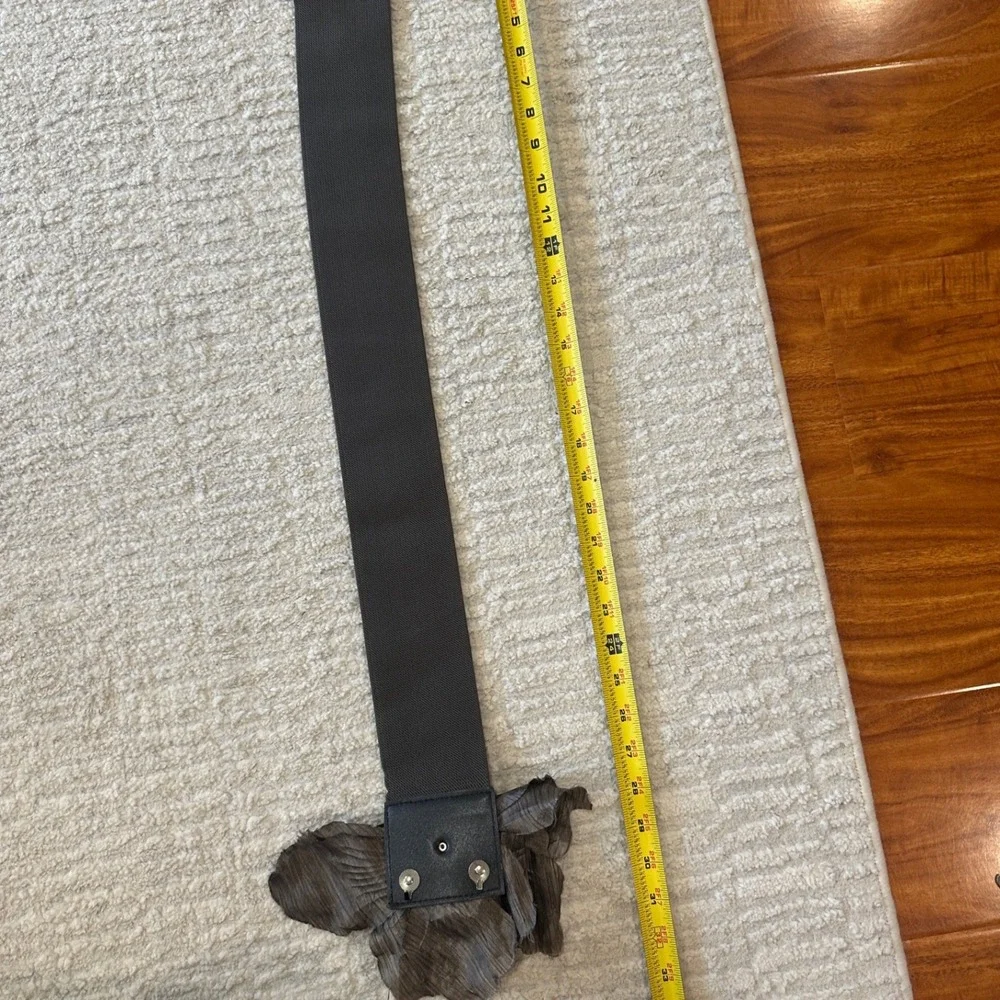 Womens Wide Elastic Waist Belt Oversized 3D Fabric Flower Dark Gray Rosette 32in